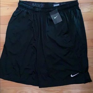 Men’s Nike dri fit shorts new with tags